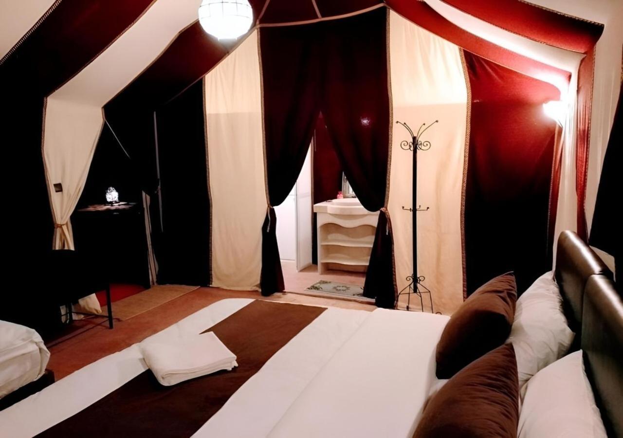 Merzouga Luxurious Tented ภายนอก รูปภาพ