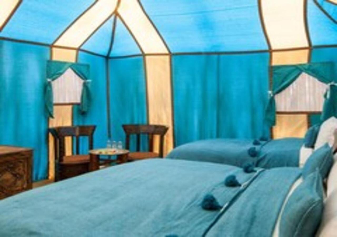 Merzouga Luxurious Tented ภายนอก รูปภาพ