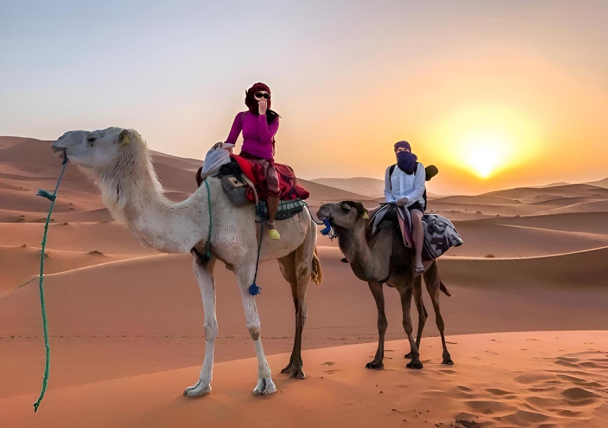 Merzouga Luxurious Tented ภายนอก รูปภาพ